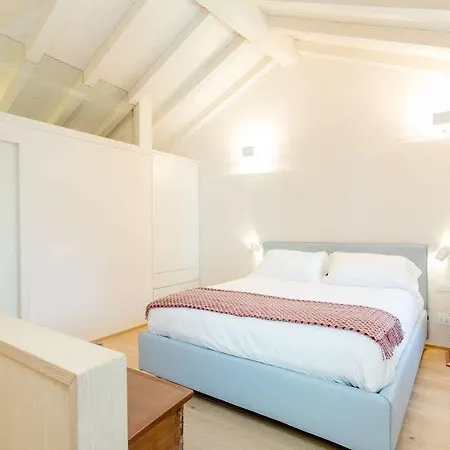 Casa 4* בוראנו